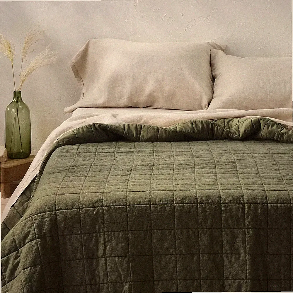 Full/Queen Heavyweight Linen Blend Quilt Olive Green - Casaluna