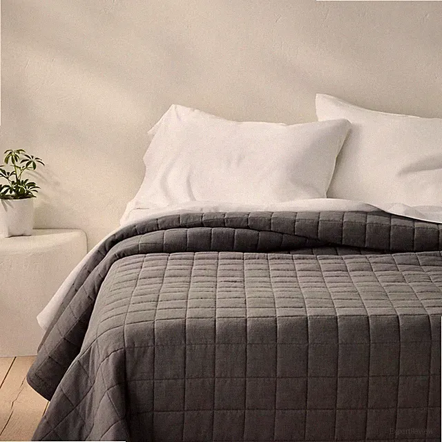 King Heavyweight Linen Blend Quilt Dark Gray - Casaluna: Rayon & Cotton