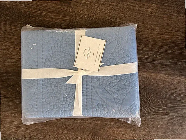Pottery Barn Hanna Cotton Linen Quilted Euro Sham Blue NWT