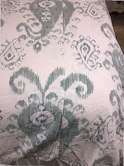 Pottery Barn King Blue ,Teal ,white IKAT Linen Cotton Blend Duvet Cover , Rare