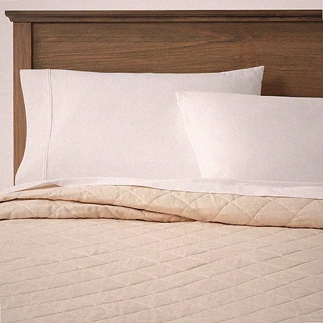 Threshold Quilt Cotton/Linen Blend Diamond Quilted Pattern, Khaki, Full/Queen