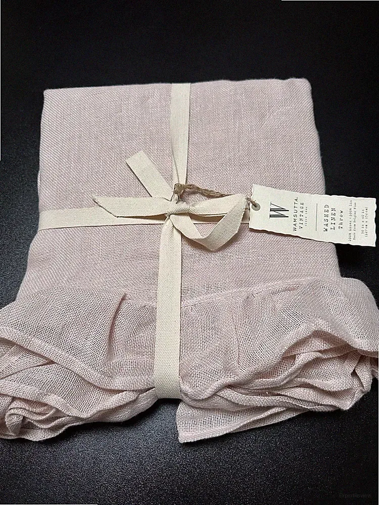 Wamsutta Vintage Washed Linen Throw From Belgian Flax Ruffled Blush 50”x60” NEW